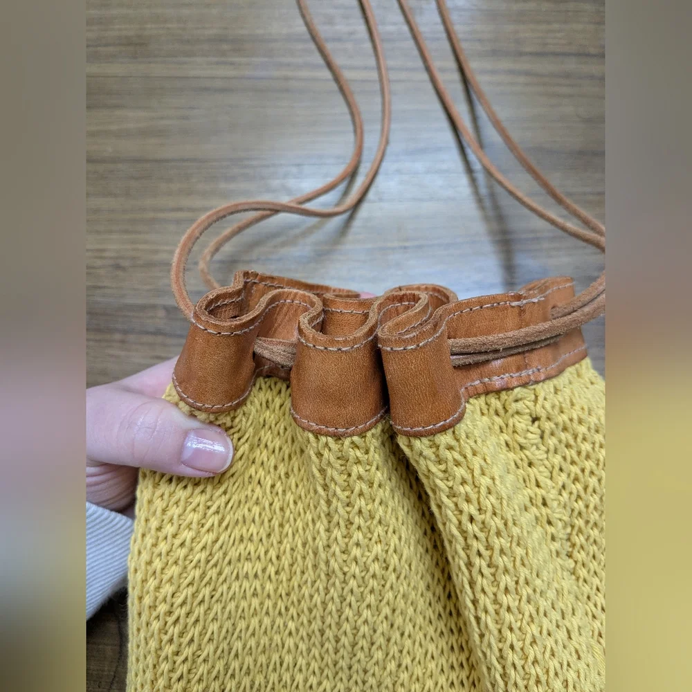 VTG Talbots Yellow Boho Woven Crochet Leather Drawstring Small Bucket Handbag